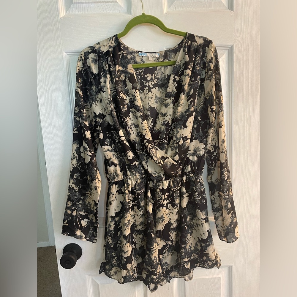 Long sleeve floral romper